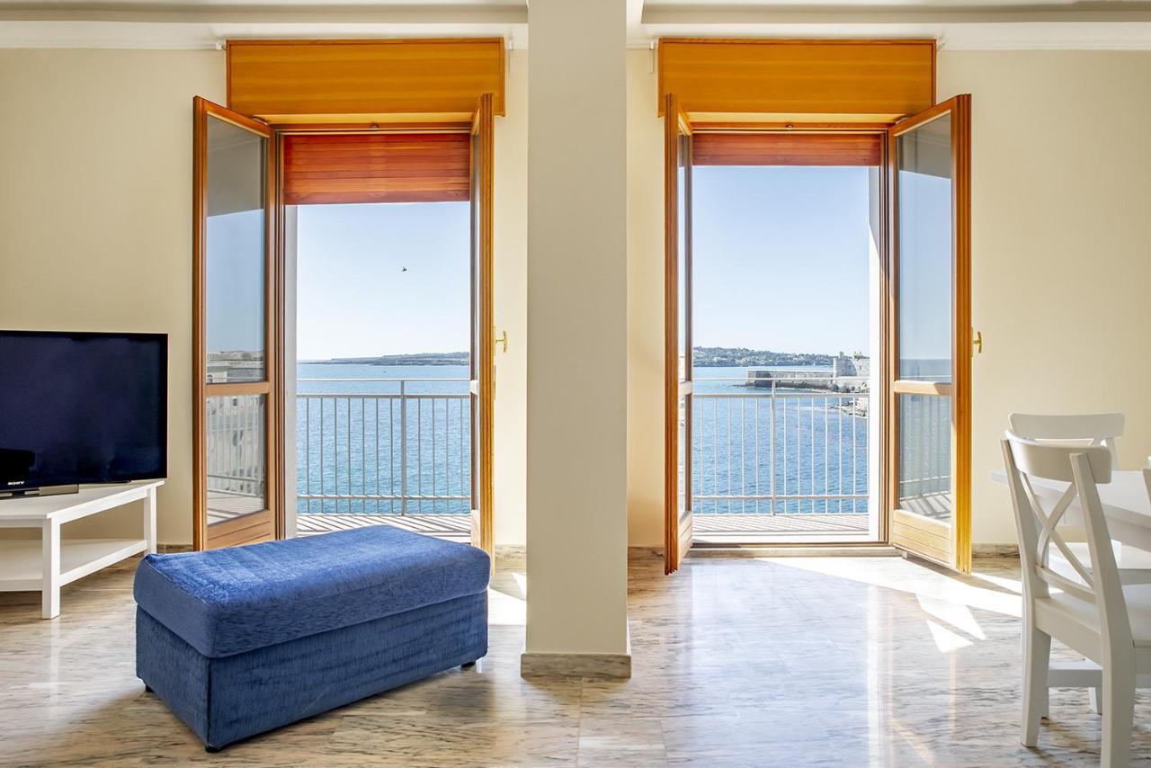 Ortigia Seafront Apartment By Wonderful Italy Syrakus Exterior foto